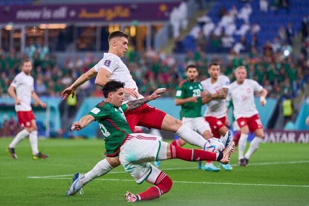 Sport Bilder des Tages RECORD DATE NOT STATED FIFA World Cup, WM, Weltmeisterschaft, Fussball Qatar 2022 Mexico vs Poland Jorge Sanchez of Mexico during the game Mexican national team, Nationalteam (Mexico) vs Poland, Corresponding to Group C of the FIFA World Cup Qatar 2022, at 974 Stadium, Ras Abu Aboud, November 22, 2022. <br><br> Jorge Sanchez de Mexico durante el partido Seleccion Nacional Mexicana (Mexico) vs Polonia, correspondiente al Grupo C de la Copa Mundial de la FIFA Qatar 2022, en el Estadio 974, Ras Abu Aboud, 22 de noviembre de 2022. RAS ABU ABOUD DOHA QATAR Copyright: xCristianxdexMarchenax 20221122_6785