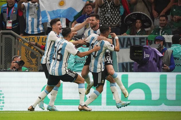 Fussball , FIFA WM 2022, Fussball World Cup Qatar 2022, GruppenPhase, Gruppe C , Argentinien-Mexiko, 26.11.2022., Luseil Stadion, Doha Qatar, Lionel Messi Argentinien, Torjubeln Foto Chai von der Laage FIFA regulations prohibit any use of photographs as image sequences and or quasi-video. EDITORIAL USE ONLY,