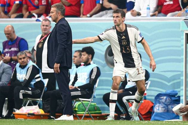 Mandatory Credit: Photo by Michael Zemanek Shutterstock (13640393ab) Germany Manager Hansi Flick is consoled by Thomas Muller Costa Rica v Germany, FIFA World Cup, WM, Weltmeisterschaft, Fussball 2022, Group E, Football, Al Bayt Stadium, Al Khor, Qatar - 01 Dec 2022 Editorial Use Only Costa Rica v Germany, FIFA World Cup 2022, Group E, Football, Al Bayt Stadium, Al Khor, Qatar - 01 Dec 2022 Editorial Use Only Copyright: xMichaelxZemanek Shutterstockx 13640393ab
