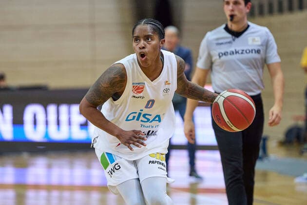 Jasmine Gill (Lions, 0), Gisa Lions MBC - Inexio Royals Saarlouis, Basketball, Frauen, DBBL, Meisterschaft, 8. Spieltag, 2022 2023, 10.12.2022, Halle SWH Arena Sachsen-Anhalt Deutschland