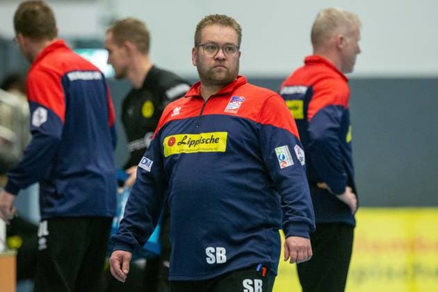 Steffen Birkner (HSG Blomberg-Lippe, Trainer) GER, HSG Blomberg-Lippe vs. Borussia Dortmund, Handball, 1. Bundesliga Frauen, 11. Spieltag, Spielzeit 2022 2023, 04.01.2023 GER, HSG Blomberg-Lippe vs. Borussia Dortmund, Handball, 1. Bundesliga Frauen, 11. Spieltag, Spielzeit 2022 2023, 04.01.2023 Blomberg Copyright: xEibner-Pressefotox xJanxStrohdiekx EP_JSK