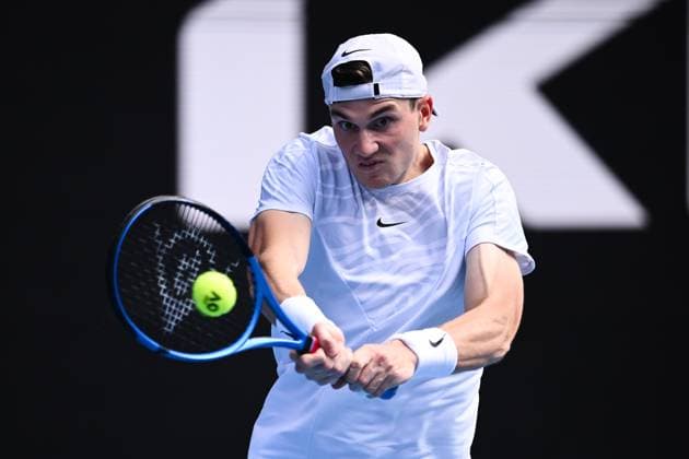 Mandatory Credit: Photo by James Gourley Shutterstock (13714310ca) Jack Draper in action during his first round match Australian Open, Day One, Tennis, Melbourne Park, Melbourne, Australia - 16 Jan 2023 Australian Open, Day One, Tennis, Melbourne Park, Melbourne, Australia - 16 Jan 2023 Copyright: xJamesxGourley Shutterstockx 13714310ca