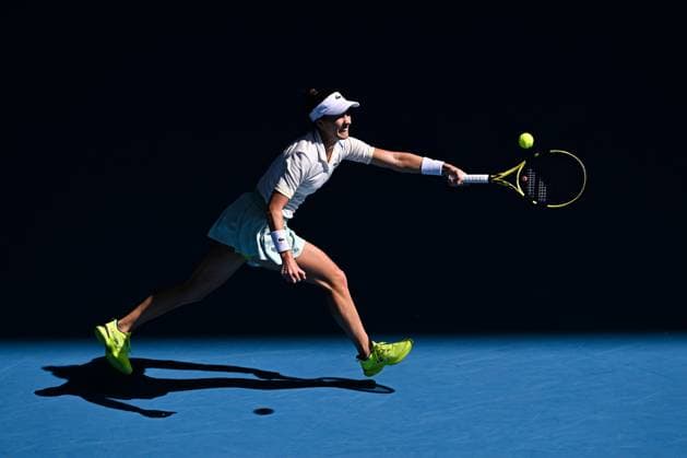 Mandatory Credit: Photo by James Gourley Shutterstock (13716911bk) Bernarda Pera in action during her third round match Australian Open, Day Five, Tennis, Melbourne Park, Melbourne, Australia - 20 Jan 2023 Australian Open, Day Five, Tennis, Melbourne Park, Melbourne, Australia - 20 Jan 2023 Copyright: xJamesxGourley Shutterstockx 13716911bk