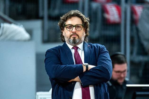 Andrea Trinchieri (FC Bayern Muenchen, Trainer), Einzelbild, Einzelfoto, Portrait, Portraet, Brose Bamberg vs. FC Bayern Muenchen, Basketball, easyCredit BBL, 16. Spieltag, 22.01.2023 Brose Bamberg vs. FC Bayern Muenchen, Basketball, easyCredit BBL, 16. Spieltag, 22.01.2023 Bamberg Copyright: xEibner-Pressefoto G.xSantemizx EP_EER