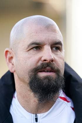 Sascha Glass (Trainer, Cheftrainer, 1. FC Köln), Einzelbild, Einzelfoto, Aktion, Action, Porträt, Portrait, 12.02.2023, Sinsheim (Hoffenheim) (Deutschland), Fussball, Flyeralarm Frauen-Bundesliga, TSG 1899 Hoffenheim - 1. FC Köln, 12.02.2023, Sinsheim (Hoffenheim) (Deutschland), Fussball, Flyeralarm Frauen-Bundesliga, TSG 1899 Hoffenheim - 1. FC Köln, DFB DFL REGULATIONS PROHIBIT ANY USE OF PHOTOGRAPHS AS IMAGE SEQUENCES AND OR QUASI-VIDEO.