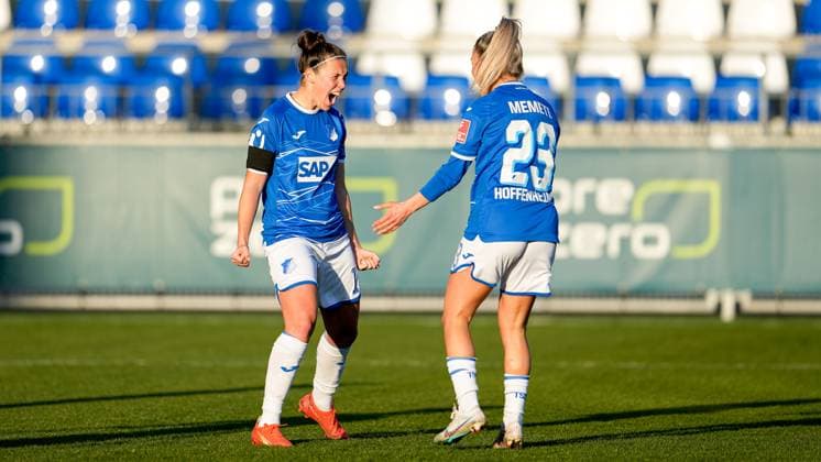 v.li.: Torschützin Nicole Billa (TSG, 16), Ereleta Memeti (TSG, 23), Spielerinnen der TSG 1899 Hoffenheim, jubeln über das Tor zum 1:0, Jubel, Torjubel, Torerfolg, celebrate the goal, goal, celebration, Jubel ueber das Tor, optimistisch, Spielszene, Highlight, Action, Aktion, 12.02.2023, Sinsheim (Hoffenheim) (Deutschland), Fussball, Flyeralarm Frauen-Bundesliga, TSG 1899 Hoffenheim - 1. FC Köln, 12.02.2023, Sinsheim (Hoffenheim) (Deutschland), Fussball, Flyeralarm Frauen-Bundesliga, TSG 1899 Hoffenheim - 1. FC Köln, DFB DFL REGULATIONS PROHIBIT ANY USE OF PHOTOGRAPHS AS IMAGE SEQUENCES AND OR QUASI-VIDEO.