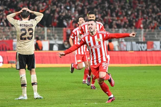 Fussball, Herren, Saison 2022 2023, Europa League, (Play-Offs zum Achtelfinale, Rückspiel), 1. FC Union Berlin - Ajax Amsterdam, Josip Juranovic (1. FC Union Berlin) Torjubel, jubelt nach seinem Treffer zum 2:0 , 23.02. 2022, Copyright: xMatthiasxKochx