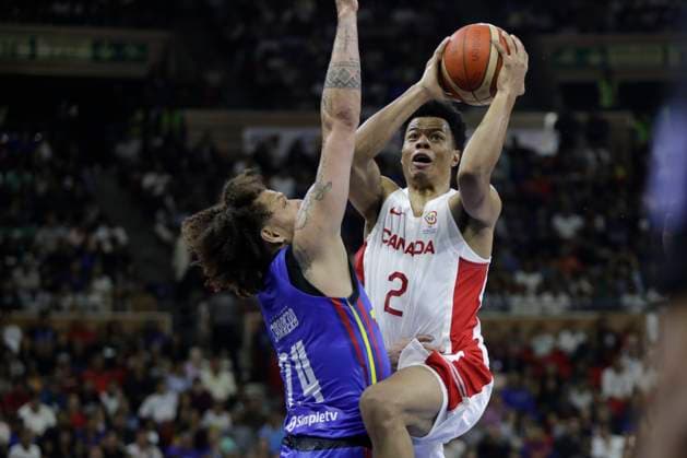 February 26, 2023, Caracas, Caracas Venezuela, Venezuela: CARACAS, VENEZUELA - FEBRUARY 26: Trae Bell-Haynes of Canada shoots to score against Venezuela during the Americas qualifiers for the FIBA ‹â€¹Basketball World Cup 2023 basketball game, at Poliedro de Caracas, in Caracas, Venezuela, on February 26, 2023. Caracas Venezuela - ZUMAp175 20230226_zsa_p175_036 Copyright: xPedroxRancesxMatteyx