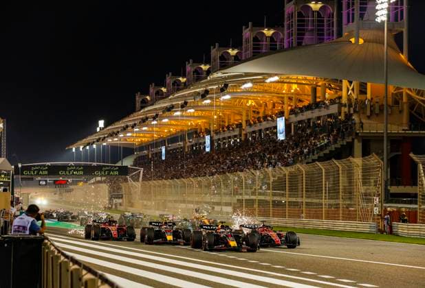 Start, 1 Max Verstappen (NLD, Oracle Red Bull Racing), 16 Charles Leclerc (MCO, Scuderia Ferrari), 55 Carlos Sainz (ESP, Scuderia Ferrari), 11 Sergio Perez (MEX, Oracle Red Bull Racing), F1 Grand Prix of Bahrain at Bahrain International Circuit on March 5, 2023 in Sakhir, Bahrain. (Photo by HOCH ZWEI) Sakhir Bahrain