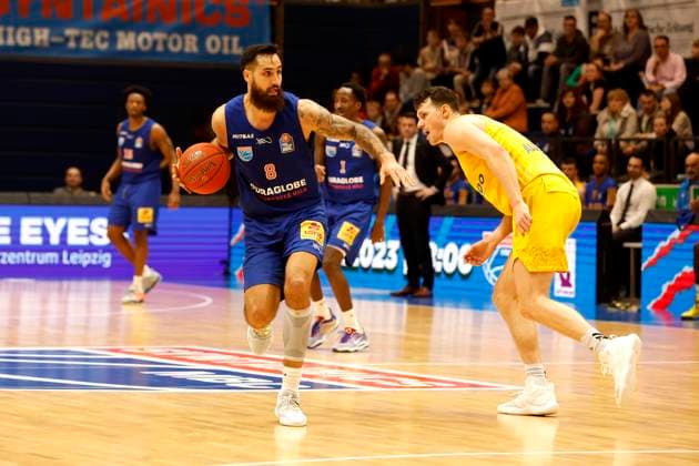 14.03.2023, easyCredit Basketball Bundesliga, BBL, Saison 2022 2023, Herren, Syntainics MBC - Alba Berlin, 8. Martin Breunig, Syntainics MBC, 7, Yanni Wetzell, Alba Berlin Weißenfels Stadthalle Sachsen-Anhalt Germany
