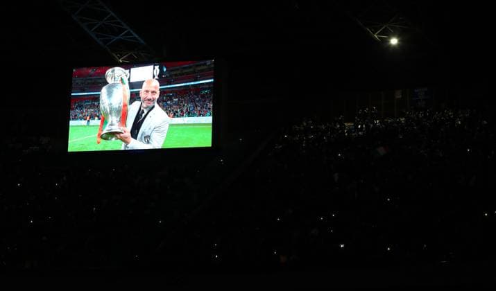 Mandatory Credit: Photo by Kieran McManus Shutterstock (13836561o) Tributes are paid to the late Gianluca Vialli Italy v England, UEFA European Championship, EM, Europameisterschaft 2024 Qualifying, Group C, Football, Stadio Diego Armando Maradona, Naples, Italy - 23 Mar 2023 EDITORIAL USE ONLY No use with unauthorised audio, video, data, fixture lists, club league logos or live services. Online in-match use limited to 120 images, no video emulation. No use in betting, games or single club league player publications. Italy v England, UEFA European Championship 2024 Qualifying, Group C, Football, Stadio Diego Armando Maradona, Naples, Italy - 23 Mar 2023 EDITORIAL USE ONLY No use with unauthorised audio, video, data, fixture lists, club league logos or live services. Online in-match use limited to 120 images, no video emulation. No use in betting, games or single club league player publications. Copyright: xKieranxMcManus Shutterstockx 13836561o