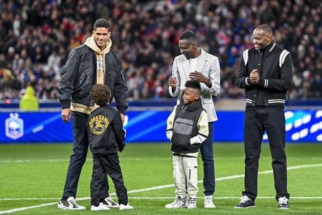 PARIS, 24-03-2023, Stade de France, UEFA Qualification EURO 2024 Football, season 2022 2023, France - Netherlands, final result 4-0, Blaise Matuidi, Steve Mandanda, Raphaël Varane et Hugo Lloris, disent au revoir aux supporters France - Netherlands x20317944x Copyright: