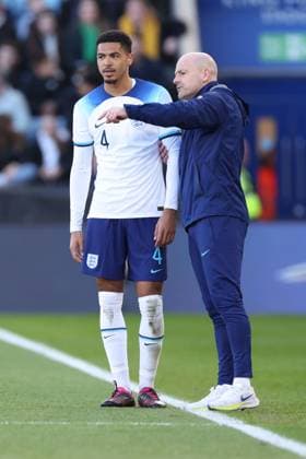 Mandatory Credit: Photo by Ryan Browne Shutterstock (13840567ad) Lee Carsley Head Coach of England talks to Levi Colwill of England. England U21, U 21 v France U21, International Friendly, Länderspiel, Nationalmannschaft Football, King Power Stadium, Leicester, UK - 25 Mar 2023 EDITORIAL USE ONLY No use with unauthorised audio, video, data, fixture lists, club league logos or live services. Online in-match use limited to 120 images, no video emulation. No use in betting, games or single club league player publications. England U21 v France U21, International Friendly, Football, King Power Stadium, Leicester, UK - 25 Mar 2023 EDITORIAL USE ONLY No use with unauthorised audio, video, data, fixture lists, club league logos or live services. Online in-match use limited to 120 images, no video emulation. No use in betting, games or single club league player publications. Copyright: xRyanxBrowne Shutterstockx 13840567ad