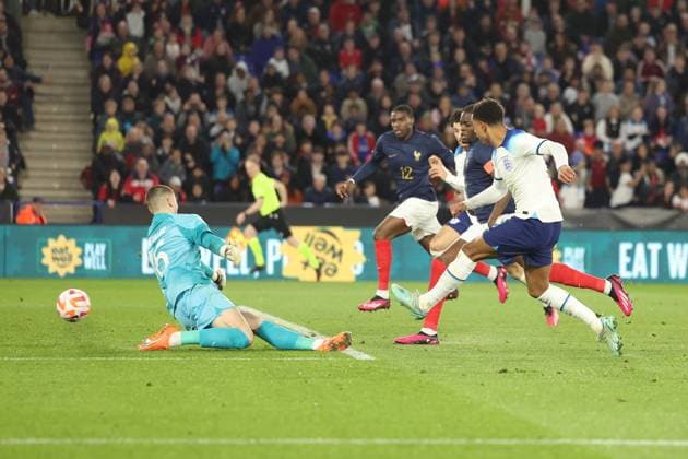 Mandatory Credit: Photo by Ryan Browne Shutterstock (13840567ca) Jacob Ramsey of England scores a goal 4-0. England U21, U 21 v France U21, International Friendly, Länderspiel, Nationalmannschaft Football, King Power Stadium, Leicester, UK - 25 Mar 2023 EDITORIAL USE ONLY No use with unauthorised audio, video, data, fixture lists, club league logos or live services. Online in-match use limited to 120 images, no video emulation. No use in betting, games or single club league player publications. England U21 v France U21, International Friendly, Football, King Power Stadium, Leicester, UK - 25 Mar 2023 EDITORIAL USE ONLY No use with unauthorised audio, video, data, fixture lists, club league logos or live services. Online in-match use limited to 120 images, no video emulation. No use in betting, games or single club league player publications. Copyright: xRyanxBrowne Shutterstockx 13840567ca