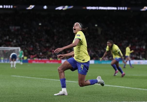 Mandatory Credit: Photo by Michael Zemanek Shutterstock (13857571ab) Andressa Alves of Brazil celebrates scoring his sides first goal England Women v Brazil Women, Finalissima, CONMEBOL-UEFA Cup of Champions, Football, Wembley Stadium, London, UK - 06 Apr 2023 EDITORIAL USE ONLY No use with unauthorised audio, video, data, fixture lists, club league logos or live services. Online in-match use limited to 120 images, no video emulation. No use in betting, games or single club league player publications. England Women v Brazil Women, Finalissima, CONMEBOL-UEFA Cup of Champions, Football, Wembley Stadium, London, UK - 06 Apr 2023 EDITORIAL USE ONLY No use with unauthorised audio, video, data, fixture lists, club league logos or live services. Online in-match use limited to 120 images, no video emulation. No use in betting, games or single club league player publications. Copyright: xMichaelxZemanek Shutterstockx 13857571ab