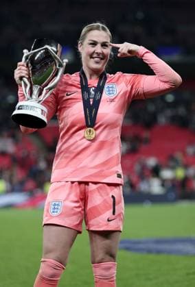 Mandatory Credit: Photo by Michael Zemanek Shutterstock (13857571bj) Mary Earps of England celebrates with the winners cup England Women v Brazil Women, Finalissima, CONMEBOL-UEFA Cup of Champions, Football, Wembley Stadium, London, UK - 06 Apr 2023 EDITORIAL USE ONLY No use with unauthorised audio, video, data, fixture lists, club league logos or live services. Online in-match use limited to 120 images, no video emulation. No use in betting, games or single club league player publications. England Women v Brazil Women, Finalissima, CONMEBOL-UEFA Cup of Champions, Football, Wembley Stadium, London, UK - 06 Apr 2023 EDITORIAL USE ONLY No use with unauthorised audio, video, data, fixture lists, club league logos or live services. Online in-match use limited to 120 images, no video emulation. No use in betting, games or single club league player publications. Copyright: xMichaelxZemanek Shutterstockx 13857571bj