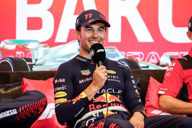 PEREZ Sergio (mex), Red Bull Racing RB19, portrait press conference, PK, Pressekonferenz during the Formula 1 Azerbaijan Grand Prix 2023, 4th round of the 2023 Formula One World Championship, WM, Weltmeisterschaft from April 28 to 30, 2023 on the Baku City Circuit, in Baku, Azerbaijan - F1 - AZERBAIJAN GRAND PRIX 2023 - RACE DPPI Panoramic _R5_9455_1