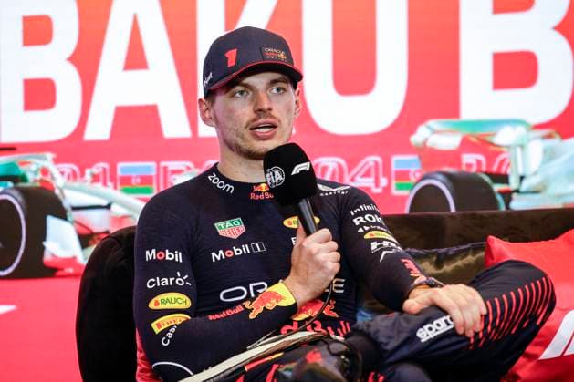 VERSTAPPEN Max (ned), Red Bull Racing RB19, portrait press conference, PK, Pressekonferenz during the Formula 1 Azerbaijan Grand Prix 2023, 4th round of the 2023 Formula One World Championship, WM, Weltmeisterschaft from April 28 to 30, 2023 on the Baku City Circuit, in Baku, Azerbaijan - F1 - AZERBAIJAN GRAND PRIX 2023 - RACE DPPI Panoramic _R5_9506_1