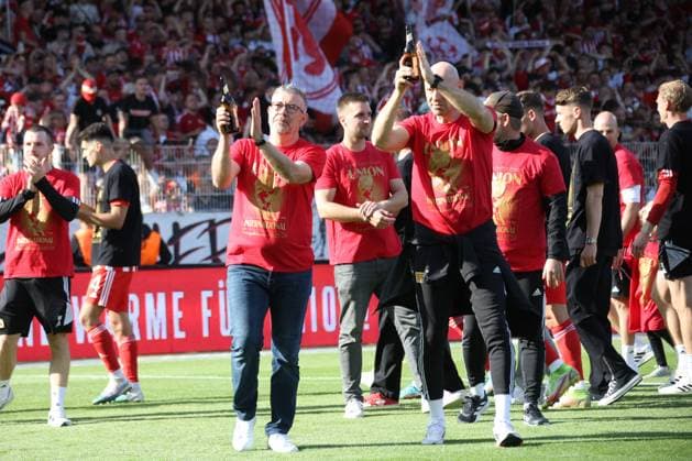 DEU, DFL, 1. FBL, 1.FC Union vs. Werder Bremen, 27.05.2023, Stadion Alte Foersterei, Berlin, DEU, DFL, 1. FBL, 1.FC Union vs. Werder Bremen, im Bild: Cheftrainer (Head Coach) Urs Fischer(1.FC Union Berlin) DFL - regulations prohibit any use of Photographs as image sequences and or quasi-video Foto: Juergen Engler nordphoto GmbH