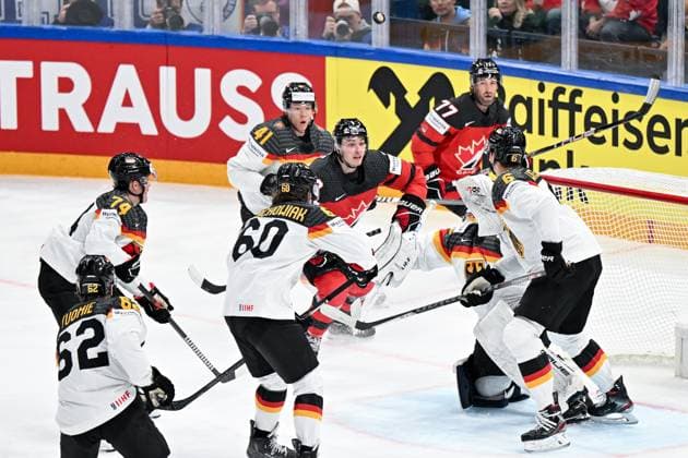 Mathias Niederberger (35, Deutscher Eishockey-Bund, Deutschland Germany, Team Germany ) Wojciech Stachowiak (60, Deutscher Eishockey-Bund, Deutschland Germany, Team Germany ) Jonas Mueller (41, Deutscher Eishockey-Bund, Deutschland Germany, Team Germany ) Kai Wissmann (6, Deutscher Eishockey-Bund, Deutschland Germany, Team Germany ) Brad Hunt (77, Kanada, Canada, Team Canada ) Kanada vs. Deutschland, Eishockey, Eishockey WM , Finale, 28.05.2023, Kanada vs. Deutschland, Eishockey, Eishockey WM , Finale, 28.05.2023 Tampere Copyright: xEibner-Pressefotox xBirgitxHaefnerx EP_BHF