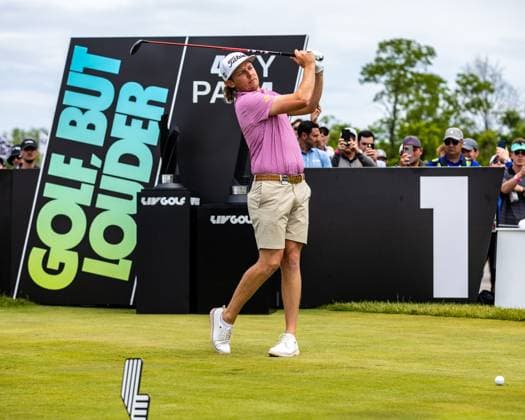 May 28, 2023, Potomac Falls, Virginia, USA: CAM SMITH prepares to drive on the first hole of the final round during the LIV Golf DC event at Trump National Golf Club. Potomac Falls USA - ZUMAb237 20230528_znp_b237_006 Copyright: xRobertxBlakleyx