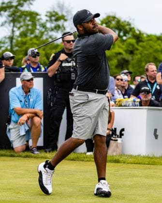 May 28, 2023, Potomac Falls, Virginia, USA: HAROLD VARNER III tees off on the first hole to begin the final round at Trump National Golf Club. Potomac Falls USA - ZUMAb237 20230528_znp_b237_022 Copyright: xRobertxBlakleyx