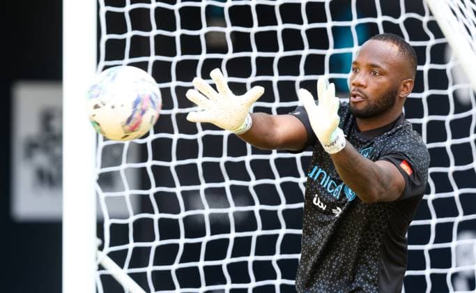 Mandatory Credit: Photo by Andrew Fosker Shutterstock (13949265cg) MMA Star Leon Edwards of World XI Soccer Aid for Unicef 2023, Training, Football, Champneys Tring, Tring, UK - 09 Jun 2023 EDITORIAL USE ONLY No use with unauthorised audio, video, data, fixture lists, club league logos or live services. Online in-match use limited to 120 images, no video emulation. No use in betting, games or single club league player publications. Soccer Aid for Unicef 2023, Training, Football, Champneys Tring, Tring, UK - 09 Jun 2023 EDITORIAL USE ONLY No use with unauthorised audio, video, data, fixture lists, club league logos or live services. Online in-match use limited to 120 images, no video emulation. No use in betting, games or single club league player publications. Copyright: xAndrewxFosker Shutterstockx 13949265cg