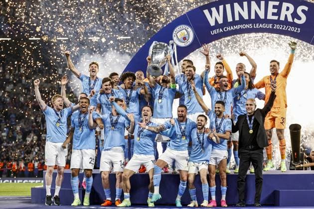 ISTANBUL - Ilkay Gundogan of Manchester City FC lifts the UEFA Champions League trophy, Coupe des clubs Champions Europeens, Kyle Walker of Manchester City FC, Ruben Dias of Manchester City FC, Kalvin Phillips of Manchester City FC, John Stones of Manchester City FC, Nathan Ake of Manchester City FC, Ilkay Gundogan of Manchester City FC, Erling Haaland of Manchester City FC, Jack Grealish of Manchester City FC, Aymeric Laporte of Manchester City FC, Rodri of Manchester City FC, Kevin De Bruyne of Manchester City FC, Manchester City FC goalkeeper Stefan Ortega, Julian Alvarez of Manchester City FC, Bernardo Silva of Manchester City FC, Sergio Gomez of Manchester City FC, Manuel Akanji of Manchester City FC, Riyad Mahrez of Manchester City FC, Manchester City FC goalkeeper Ederson, Maximo Perrone of Manchester City FC, Manchester City FC goalkeeper Scott Carson, Phil Foden of Manchester City FC, Cole Palmer of Manchester City FC, Rico Lewis of Manchester City FC, Manchester City FC, coach Pep Guardiola with UEFA Champions League trophy, Coupe des clubs Champions Europeans na outcome of the UEFA Champions League Final between Manchester City FC and FC Inter Milan at Ataturk Olympic Stadium on June 10, 2023 in Istanbul, Turkey. AP Dutch Height MAURICE OF STONE UEFA Champions League final 2022 2023 xVIxANPxSportx xMauricexvanxSteenxIVx 471336844 originalFilename: 471336844.jpg