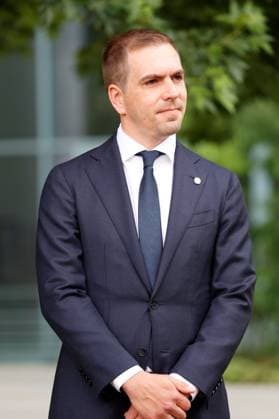 Turnierdirektor EURO 2024 Philipp Lahm, Deutschland, Berlin, Bundeskanzleramt, Bildtermin von Bundeskanzler Scholz und Bundesministerin Faeser mit Vertretern des DFB anlässlich der Fußball-EM 2024 in Deutschland