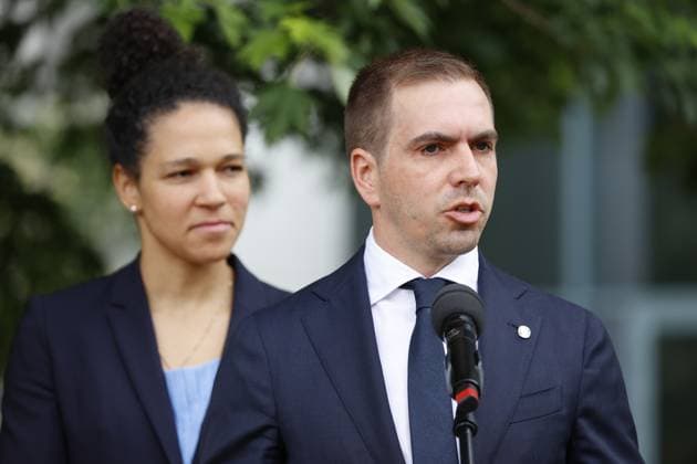 Turnierdirektor EURO 2024 Philipp Lahm, Deutschland, Berlin, Bundeskanzleramt, Bildtermin von Bundeskanzler Scholz und Bundesministerin Faeser mit Vertretern des DFB anlässlich der Fußball-EM 2024 in Deutschland