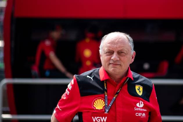 Frederic Vasseur (Scuderia Ferrari, Teamchef) in der Box vor dem Kommandostand, CAN, Formel 1 Weltmeisterschaft, Grand Prix von Kanada, Circuit de Gilles Villeneuve Montreal, Freies Training, 16.06.2023 CAN, Formel 1 Weltmeisterschaft, Grand Prix von Kanada, Circuit de Gilles Villeneuve Montreal, Freies Training, 16.06.2023 Montreal Copyright: xEibner Memmlerx EP_MMR