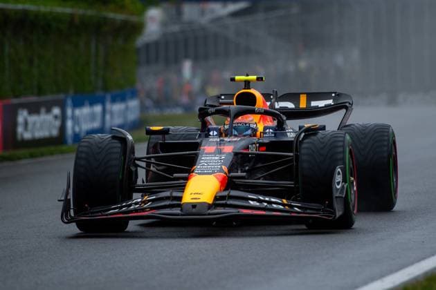 Sergio Checo Perez (MEX, Oracle Red Bull Racing, 11) im RB19 im Regen, CAN, Formel 1 Weltmeisterschaft, Grand Prix von Kanada, Circuit de Gilles Villeneuve Montreal, Freies Training, 17.06.2023 CAN, Formel 1 Weltmeisterschaft, Grand Prix von Kanada, Circuit de Gilles Villeneuve Montreal, Freies Training, 17.06.2023 Montreal Copyright: xEibner Memmlerx EP_MMR
