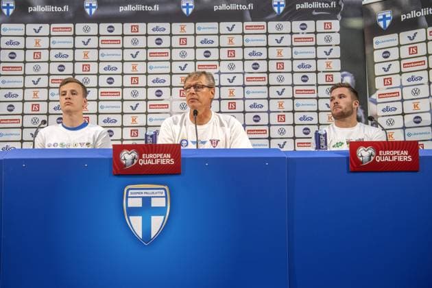 Fußball, EM Quali, Nationalteam Finnland Pressekonferenz Robert Ivanov (L), head coach Markku Kanerva and Benjamin Källman (R) during an international press conference, PK, Pressekonferenz of team Finland in Helsinki, Finland, on June 18, 2023, on the eve of a UEFA EURO, EM, Europameisterschaft,Fussball 2024 football tournament qualifying match against San Marino. Helsinki Finland LKFTVX20230618165359BKBN Copyright: xKimmoxPenttinenx LKFTVX20230618165359BKBN