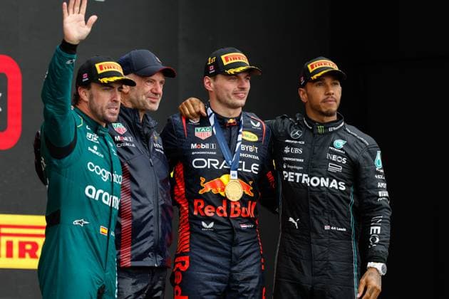 14 Fernando Alonso (ESP, Aston Martin Aramco Cognizant F1 Team), Adrian Newey (GBR, Oracle Red Bull Racing), 1 Max Verstappen (NLD, Oracle Red Bull Racing), 44 Lewis Hamilton (GBR, Mercedes-AMG Petronas F1 Team), F1 Grand Prix of Canada at Circuit Gilles-Villeneuve on June 18, 2023 in Montreal, Canada. (Photo by HOCH ZWEI) Montreal Canada