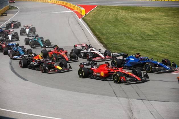 Start, 16 Charles Leclerc (MCO, Scuderia Ferrari), 23 Alexander Albon (THA, Williams Racing), 11 Sergio Perez (MEX, Oracle Red Bull Racing), 55 Carlos Sainz (ESP, Scuderia Ferrari), 20 Kevin Magnussen (DNK, MoneyGram Haas F1 Team), F1 Grand Prix of Canada at Circuit Gilles-Villeneuve on June 18, 2023 in Montreal, Canada. (Photo by HOCH ZWEI) Montreal Canada