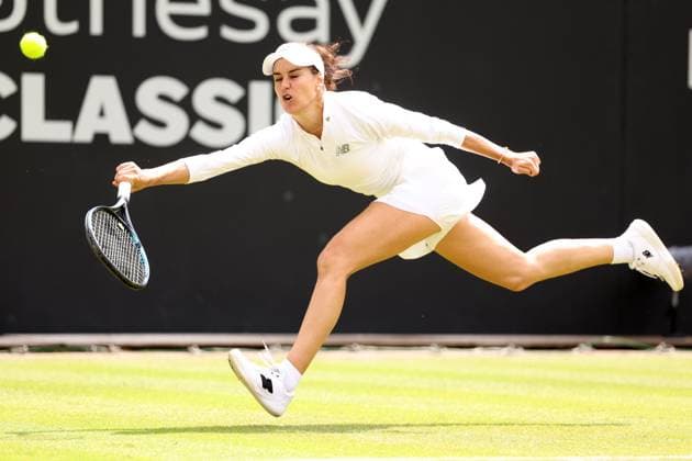 Mandatory Credit: Photo by Ryan Browne Shutterstock (13977104ar) Sorana Cirstea of Romania during her round of 16 match. Rothesay Classic, Day Four, Tennis, Edgbaston Priory Club, Birmingham, UK - 22 Jun 2023 Rothesay Classic, Day Four, Tennis, Edgbaston Priory Club, Birmingham, UK - 22 Jun 2023 Copyright: xRyanxBrowne Shutterstockx 13977104ar