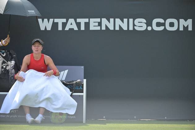 24.06.2023, xbrx, Tennis Bad Homburg Open WTA, Tennis Damen 250, emspor, v.l. Papadakis, Lena (GER), Auszeit, Erholung, WTATENNIS.com, werbung Bad Homburg