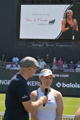 25.06.2023, xbrx, Tennis Bad Homburg Open WTA, Tennis Damen 250, emspor, v.l. Abschiedsspiel Petkovic, Andrea (GER),Kerber, Angelique (GER), Interview, wird interviewed Bad Homburg