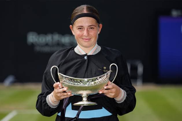 Mandatory Credit: Photo by Ryan Browne Shutterstock (13977110t) Jelena Ostapenko of Latvia poses with the Rothesay Classic Trophy. Rothesay Classic, Day Seven, Tennis, Edgbaston Priory Club, Birmingham, UK - 25 Jun 2023 Rothesay Classic, Day Seven, Tennis, Edgbaston Priory Club, Birmingham, UK - 25 Jun 2023 Copyright: xRyanxBrowne Shutterstockx 13977110t