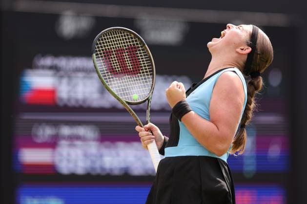 Mandatory Credit: Photo by Ryan Browne Shutterstock (13977110w) Jelena Ostapenko of Latvia celebrates winning the Rothesay Classic Trophy. Rothesay Classic, Day Seven, Tennis, Edgbaston Priory Club, Birmingham, UK - 25 Jun 2023 Rothesay Classic, Day Seven, Tennis, Edgbaston Priory Club, Birmingham, UK - 25 Jun 2023 Copyright: xRyanxBrowne Shutterstockx 13977110w