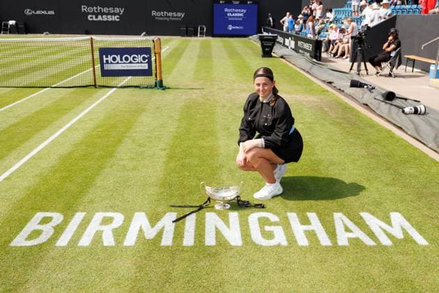 Mandatory Credit: Photo by Ryan Browne Shutterstock (13977110ad) Jelena Ostapenko of Latvia poses with the Rothesay Classic Trophy. Rothesay Classic, Day Seven, Tennis, Edgbaston Priory Club, Birmingham, UK - 25 Jun 2023 Rothesay Classic, Day Seven, Tennis, Edgbaston Priory Club, Birmingham, UK - 25 Jun 2023 Copyright: xRyanxBrowne Shutterstockx 13977110ad