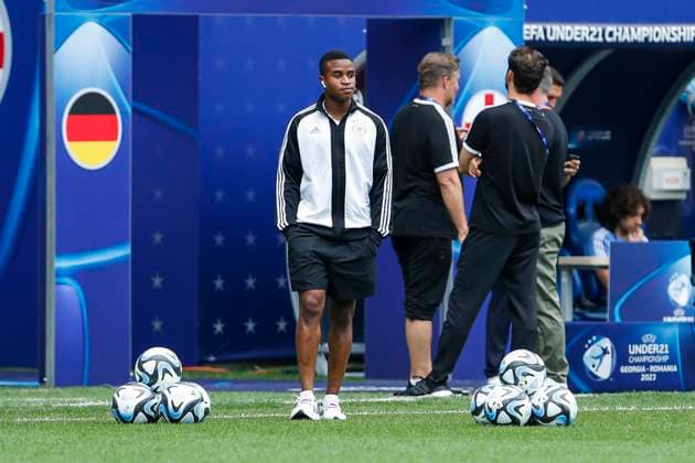 UEFA U21, U 21 EM, Deutschland - England, 3. Gruppenspiel, 28.06.2023, Batumi Youssoufa MOUKOKO ( 11, Deutschland, Borussia Dortmund) bei der Platzbegehung, UEFA U21-Fussball-Europameisterschaft in Rumaenien und Georgien, Deutschland - England, 3. Gruppenspiel, 28.06.2023, Batumi Copyright: xBEAUTIFULxSPORTS Meuselx