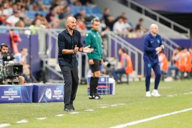 UEFA U21, U 21 EM, Deutschland - England, 3. Gruppenspiel, 28.06.2023, Batumi Antonio DI SALVO (Deutschland, Cheftrainer) feuert an, UEFA U21-Fussball-Europameisterschaft in Rumaenien und Georgien, Deutschland - England, 3. Gruppenspiel, 28.06.2023, Batumi Copyright: xBEAUTIFULxSPORTS Meuselx