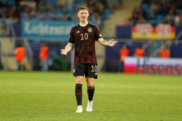 UEFA U21, U 21 EM, Deutschland - England, 3. Gruppenspiel, 28.06.2023, Batumi Angelo STILLER ( 10, Deutschland, TSG Hoffenheim) hadert, UEFA U21-Fussball-Europameisterschaft in Rumaenien und Georgien, Deutschland - England, 3. Gruppenspiel, 28.06.2023, Batumi Copyright: xBEAUTIFULxSPORTS Meuselx