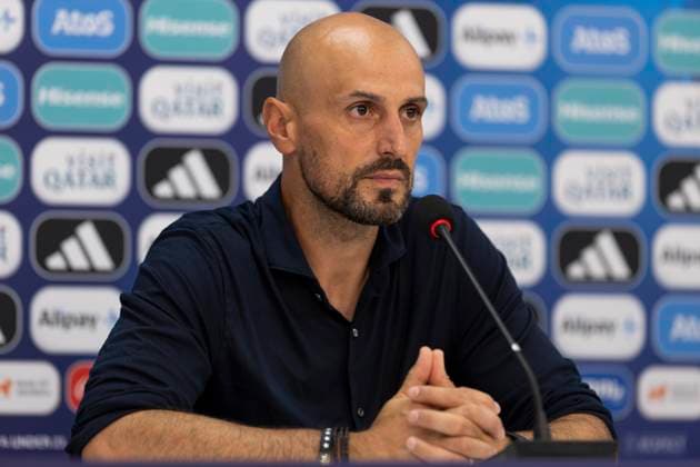 UEFA U21, U 21 EM, Deutschland - England, 3. Gruppenspiel, 28.06.2023, Batumi Antonio DI SALVO (Deutschland, Cheftrainer) bei der Pressekonferenz nach der 0:2 Niederlage gegen England, UEFA U21-Fussball-Europameisterschaft in Rumaenien und Georgien, Deutschland - England, 3. Gruppenspiel, 28.06.2023, Batumi Copyright: xBEAUTIFULxSPORTS Meuselx