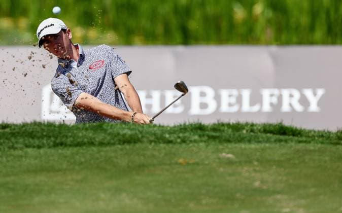 Sport Bilder des Tages Mandatory Credit: Photo by James Marsh Shutterstock (13987420bo) Tom Mckibbin of Northern Ireland plays from the bunker of the 9th. Betfred British Masters, Day One, Golf, The Belfry Golf Club, Sutton Coldfield, UK - 29 Jun 2023 Betfred British Masters, Day One, Golf, The Belfry Golf Club, Sutton Coldfield, UK - 29 Jun 2023 Copyright: xJamesxMarsh Shutterstockx 13987420bo