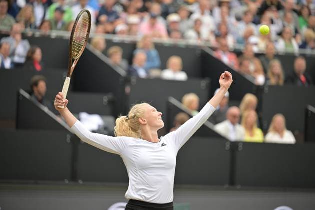 01.07.2023, xbrx, Tennis Bad Homburg Open WTA, Tennis Damen 250, emspor, v.l. FINALS, Siniakova, Katerina (CZE),spielt den Ball, fokussiert, konzentriert Bad Homburg