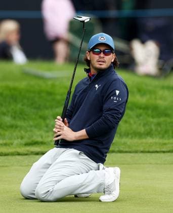 Mandatory Credit: Photo by James Marsh Shutterstock (13987427aq) Ewen Ferguson of Scotland reacts to missing a putt on the 18th hole. Betfred British Masters, Day Four, Golf, The Belfry Golf Club, Sutton Coldfield, UK - 02 Jul 2023 Betfred British Masters, Day Four, Golf, The Belfry Golf Club, Sutton Coldfield, UK - 02 Jul 2023 Copyright: xJamesxMarsh Shutterstockx 13987427aq