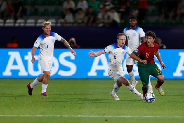 UEFA U21, U 21 EM, England - Portugal, Viertelfinale, 02.07.2023, Kutaissi Joao NEVES ( 17, Portugal), Oliver SKIPP ( 6, England), UEFA U21-Fussball-Europameisterschaft in Rumaenien und Georgien, England - Portugal, Viertelfinale, 02.07.2023, Ramas-Schengelia-Stadion, Kutaissi Copyright: xBEAUTIFULxSPORTS Meuselx