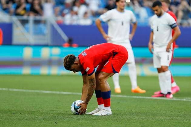 UEFA U21, U 21 EM, England - Israel, Halbfinale, 05.07.2023, Batumi Morgan GIBBS-WHITE ( 7, England) tritt zum Elfmeter an, UEFA U21-Fussball-Europameisterschaft in Rumaenien und Georgien, England - Israel, Halbfinale, 05.07.2023, Adjarabet Arena, Batumi Copyright: xBEAUTIFULxSPORTS Meuselx